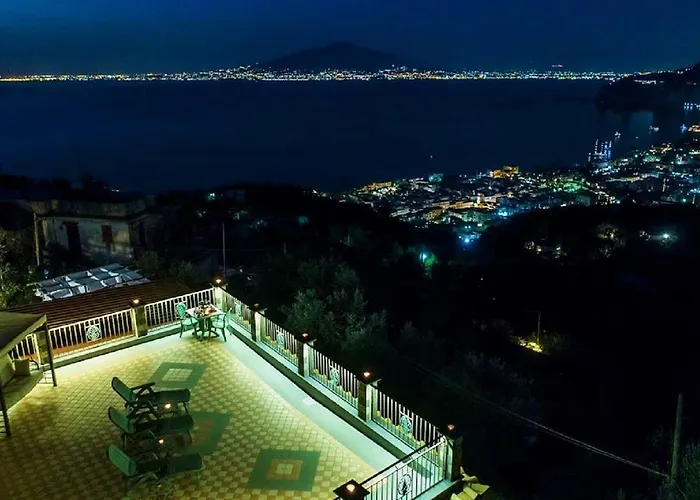 La villa: Villa Caruso With Private Pool
